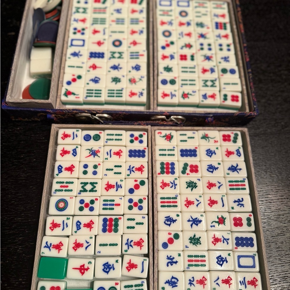 Travel size Classic Mahjong Set - Picture 3 of 4